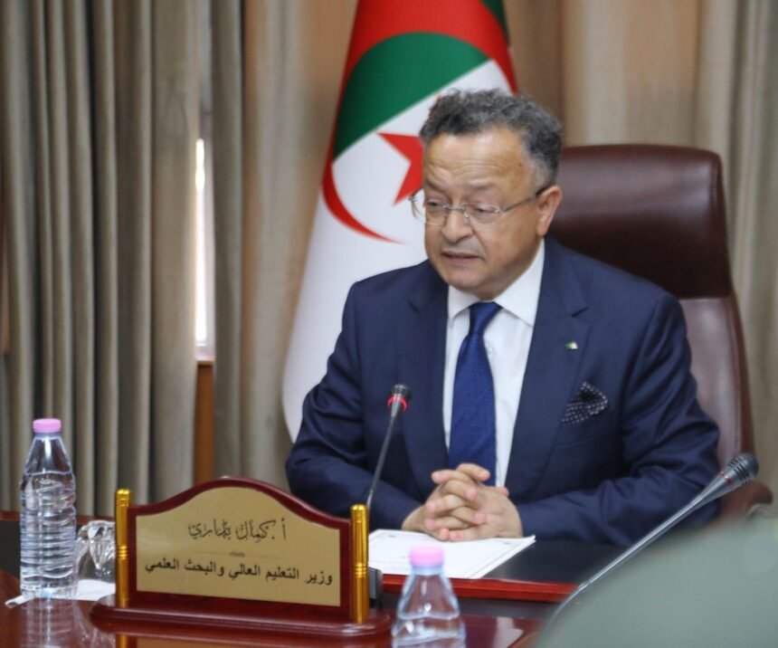 الدخول الجامعي: بداري يجتمع بإطارات من الوزارة والديوان الوطني للخدمات الجامعية
