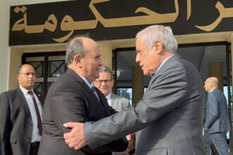 بالفيديو: سيفي غريب يستلم مهامه وزيرا أول بالنيابة