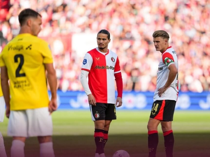 حاج موسى يساهم في انتصار فينورد الثمين في الدوري الهولندي