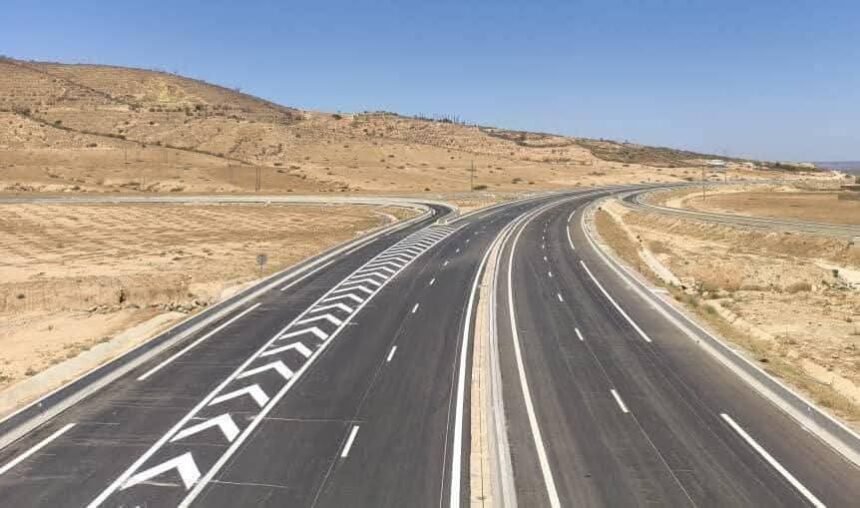 رخروخ يُدشن عدد من المشاريع الهامة بمعسكر غدا