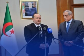 سيفي غريب يتسلم مهامه بصفته وزيرا أول بالنيابة… وهذا ما تعهد به
