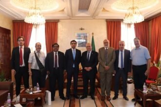 شرفة يبحث مع وفد مجمع فطيمة الباكستاني توسيع الاستثمارات الفلاحية بالجنوب