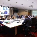  مشاركة الجزائر في IATF 2025 .. وزير النقل يترأس اجتماعا تنسيقيا