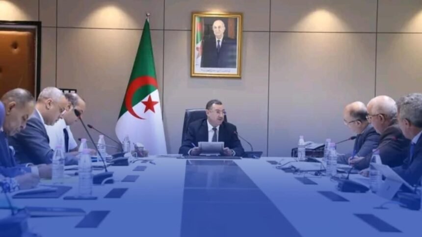 وزير النقل يترأس اجتماعاً لتنفيذ تعليمات رئيس الجمهورية