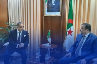 وزير الطاقة والمناجم يستقبل نائب رئيس شركة هاليبرتون العالمية لشمال إفريقيا